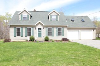 8 Lynn Ave, Brewer, ME 04412