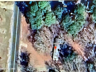 5301 Crestline Rd, Laurinburg, NC 28352