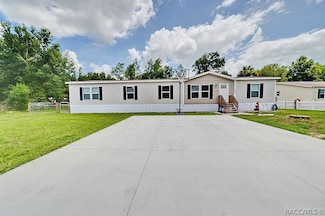 8174 W Tango Ct, Crystal River, FL 34428
