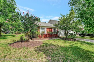 94 Holly Dr, Eatontown, NJ 07724
