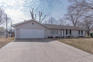 902 Birch St, Eudora, KS 66025