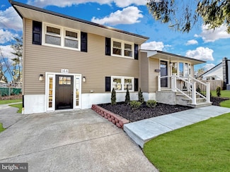 144 Edwards Dr, Gloucester City, NJ 08030