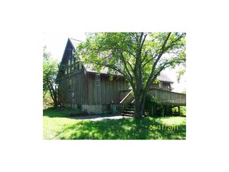 853 NE 771, Knob Noster, MO 65336