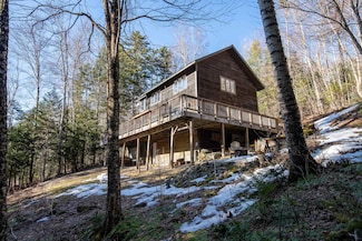 166 Tweed River Dr, Stockbridge, VT 05772