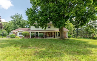 W170S6786 Timber Ct, Muskego, WI 53150