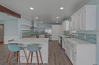 6647 Maple St, Zachary, LA 70791