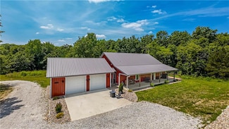 1295 SE 216th St, Lathrop, MO 64465