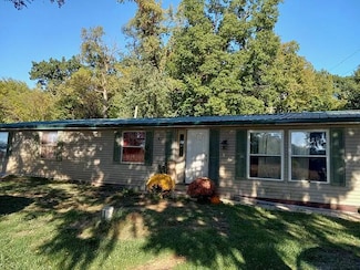 58797 Territorial Rd, Lawrence, MI 49064