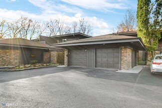 14 Cedar Creek Ct Unit A14, Palos Heights, IL 60463