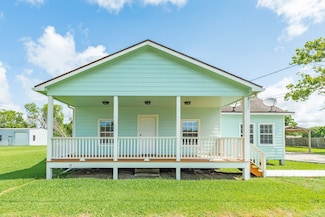 12218 32nd St, Santa Fe, TX 77510