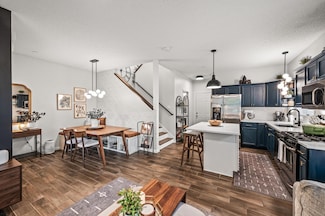 1004 van White Memorial Blvd, Minneapolis, MN 55411