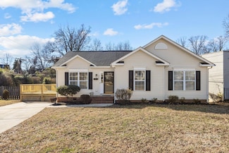 1902 Baxter St, Charlotte, NC 28204
