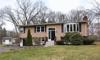14 Dawson Dr, Sudbury, MA 01776