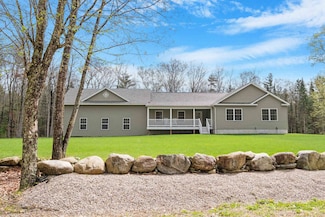 43 Mountain Shadows Dr, Moultonborough, NH 03254