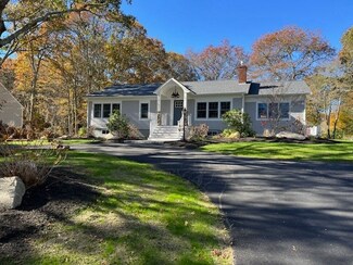 53 Eel River Rd, East Falmouth, MA 02536