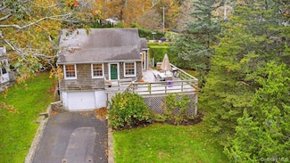 3748 Noyac Rd, Sag Harbor, NY 11963