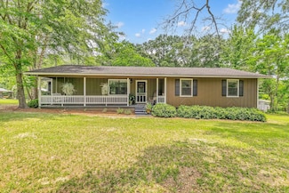 18626 Moore Rd, Andalusia, AL 36420