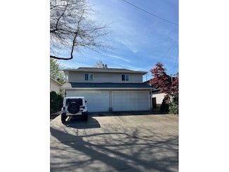 247 Ipswich St, Gladstone, OR 97027