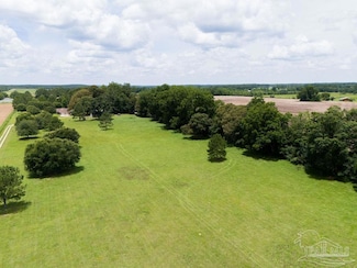 1.51 Tidwell Rd, Pace, FL 32571