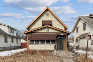 3827 Queen Ave N, Minneapolis, MN 55412