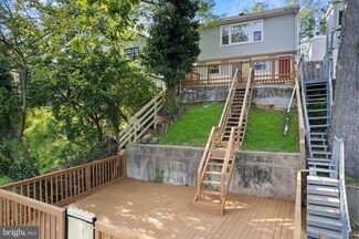 4 Hickman Dr, Trenton, NJ 08610