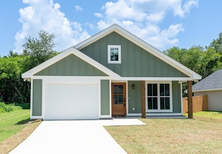 399 N George St, Petal, MS 39465