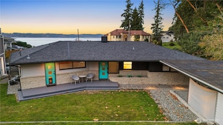 8632 E Side Dr NE, Tacoma, WA 98422