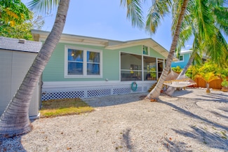 1590 Gardenia Ln, Big Pine Key, FL 33043