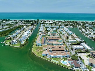 1 Windrush Blvd Unit 84, Indian Rocks Beach, FL 33785