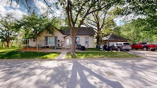 12 N Gaylord Ave, Nora Springs, IA 50458