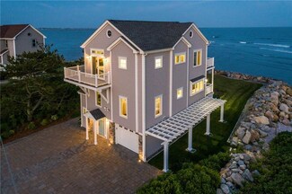 1107 Matunuck Beach Rd, Wakefield, RI 02879