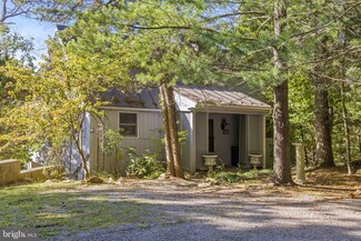 627 Vesey Dr, Front Royal, VA 22630