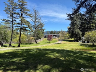 168 Jackson Rd, Eastsound, WA 98245