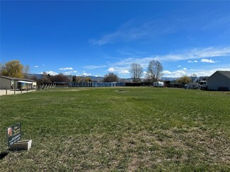 572 Grantsdale Rd, Hamilton, MT 59840