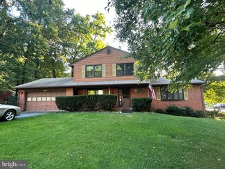 16524 Grande Vista Dr, Derwood, MD 20855