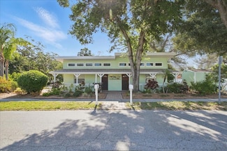 212 8th Ave S, Safety Harbor, FL 34695