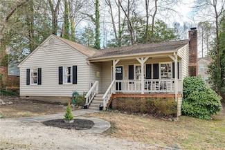 900 Hartford Ln, North Chesterfield, VA 23236