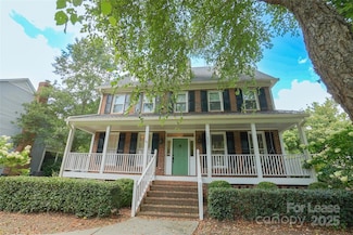 6932 Foxglove Dr, Charlotte, NC 28226