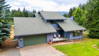 820 W Ream Ave, Mount Shasta, CA 96067