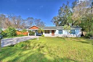 1413 May St, Lutz, FL 33548