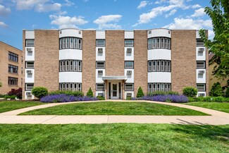 1130 Ontario St Unit B1, Oak Park, IL 60302