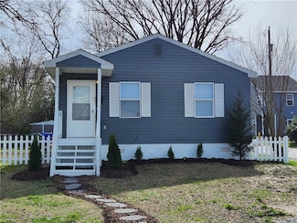 301 Webb St, Suffolk, VA 23434