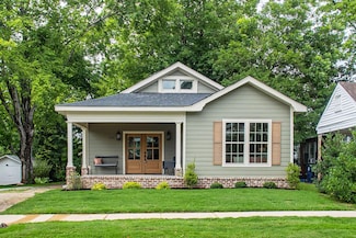 909 Linden St, Corinth, MS 38834