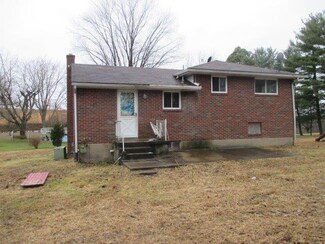 106 Appleby Park Rd, Ford City, PA 16226