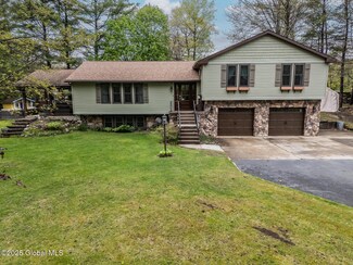 51 Michael Rd, Fort Edward, NY 12828