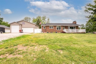 5327 N State Route 159, Edwardsville, IL 62025