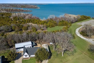 11737 Clearlake Point Cir, Princeton, TX 75407