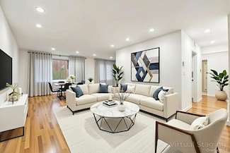 25 Chapel Place Unit 2D, Great Neck, NY 11021