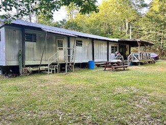 367 Jerry Rd, Wilcox, PA 15870