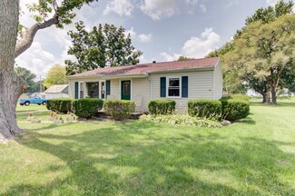 511 N Main St, Atwood, IL 61913
